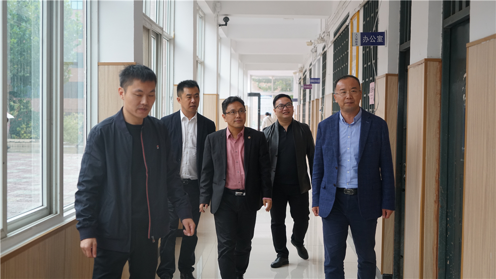 1603074839572015840.jpg 2.jpg