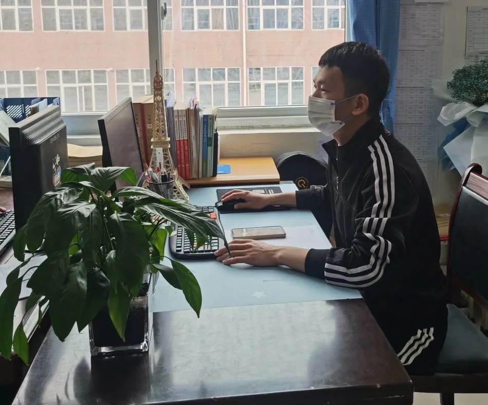 1650597595024000752.jpg 1.jpg