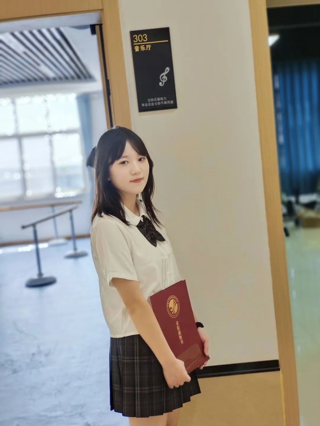 1662000962320099844.jpg 6.jpg