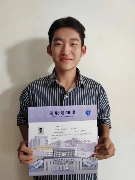 1664178400629018211.jpg 2.webp.jpg