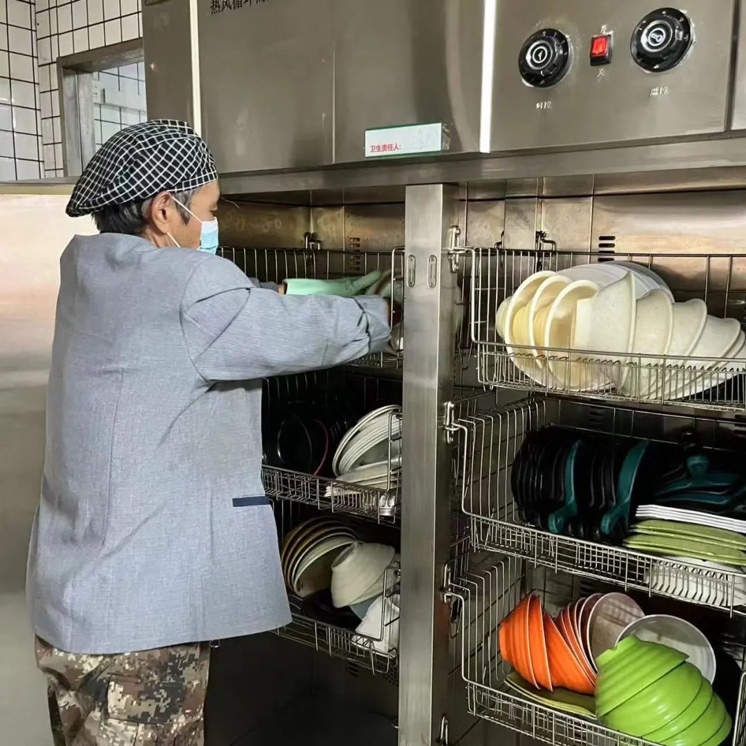 1666968526578004067.jpg 9.jpg