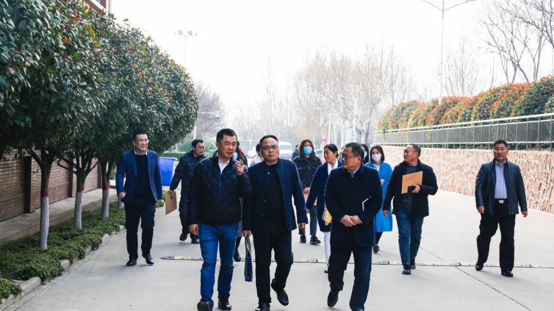 1677225081515095352.jpg 1.jpg