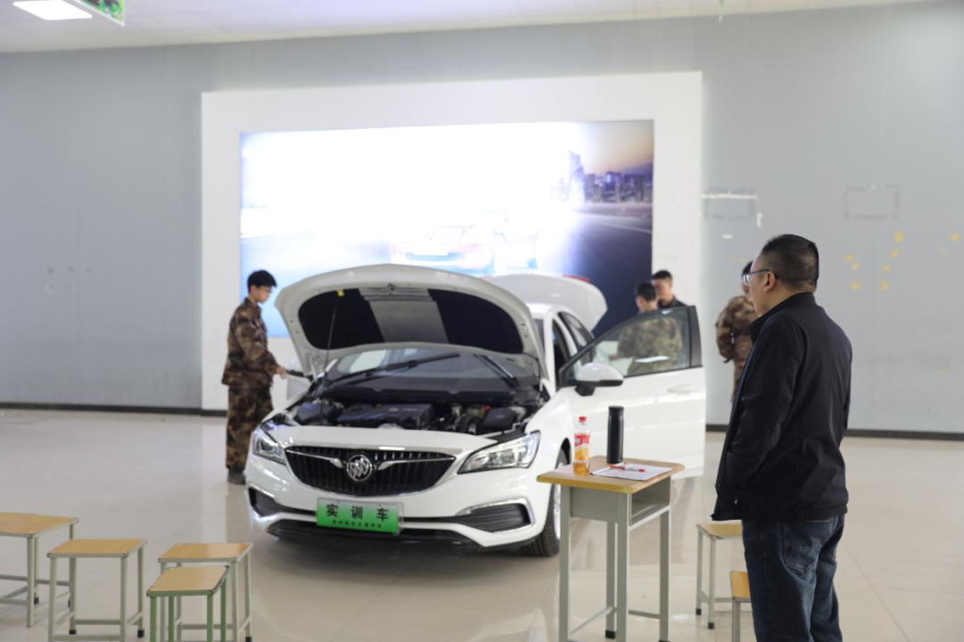 1678927812499012805.png 12.png