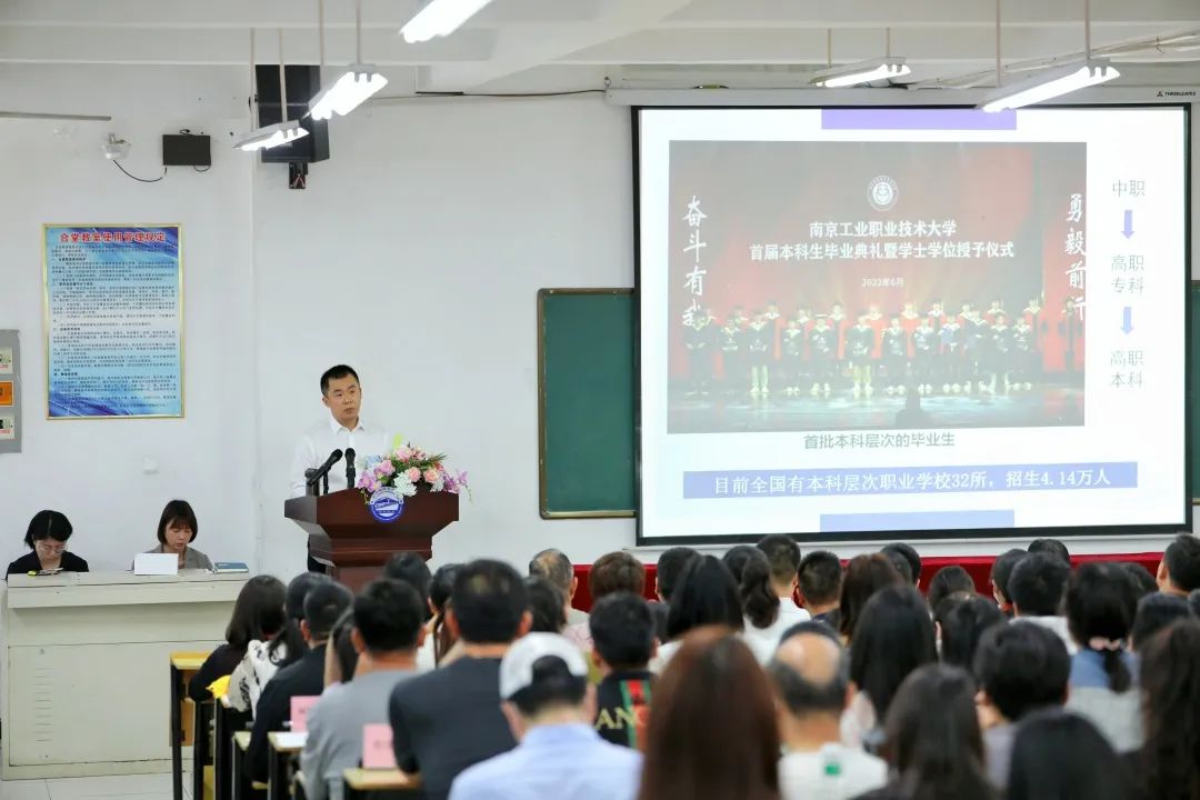 1686535636097060694.jpg 10.jpg