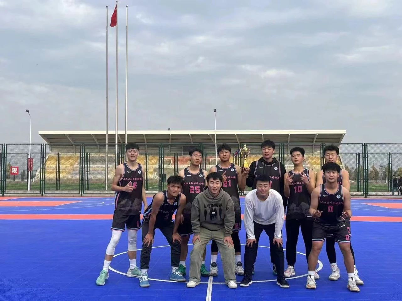 1703035951779078266.jpg 2.jpg