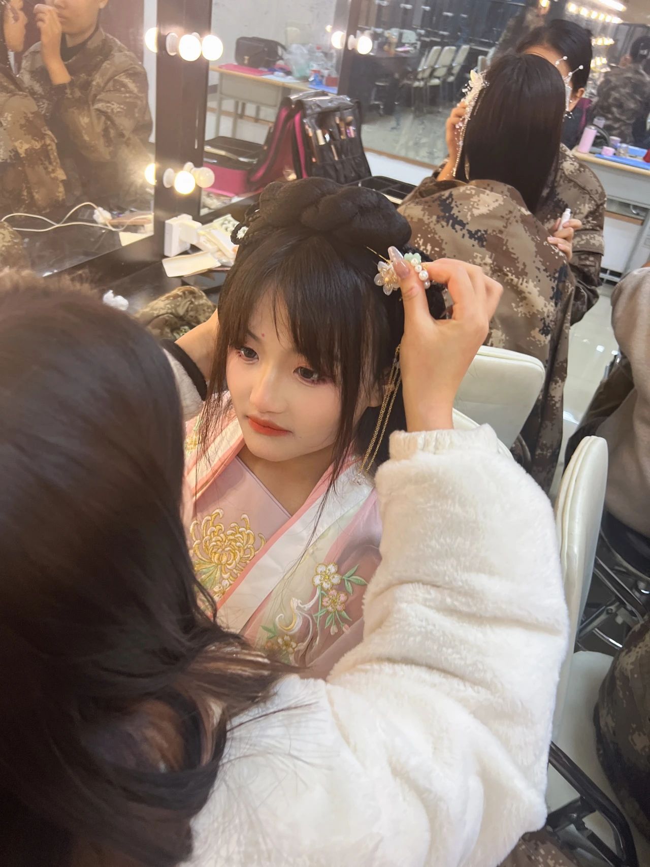 1703836196679022070.jpg 17.jpg